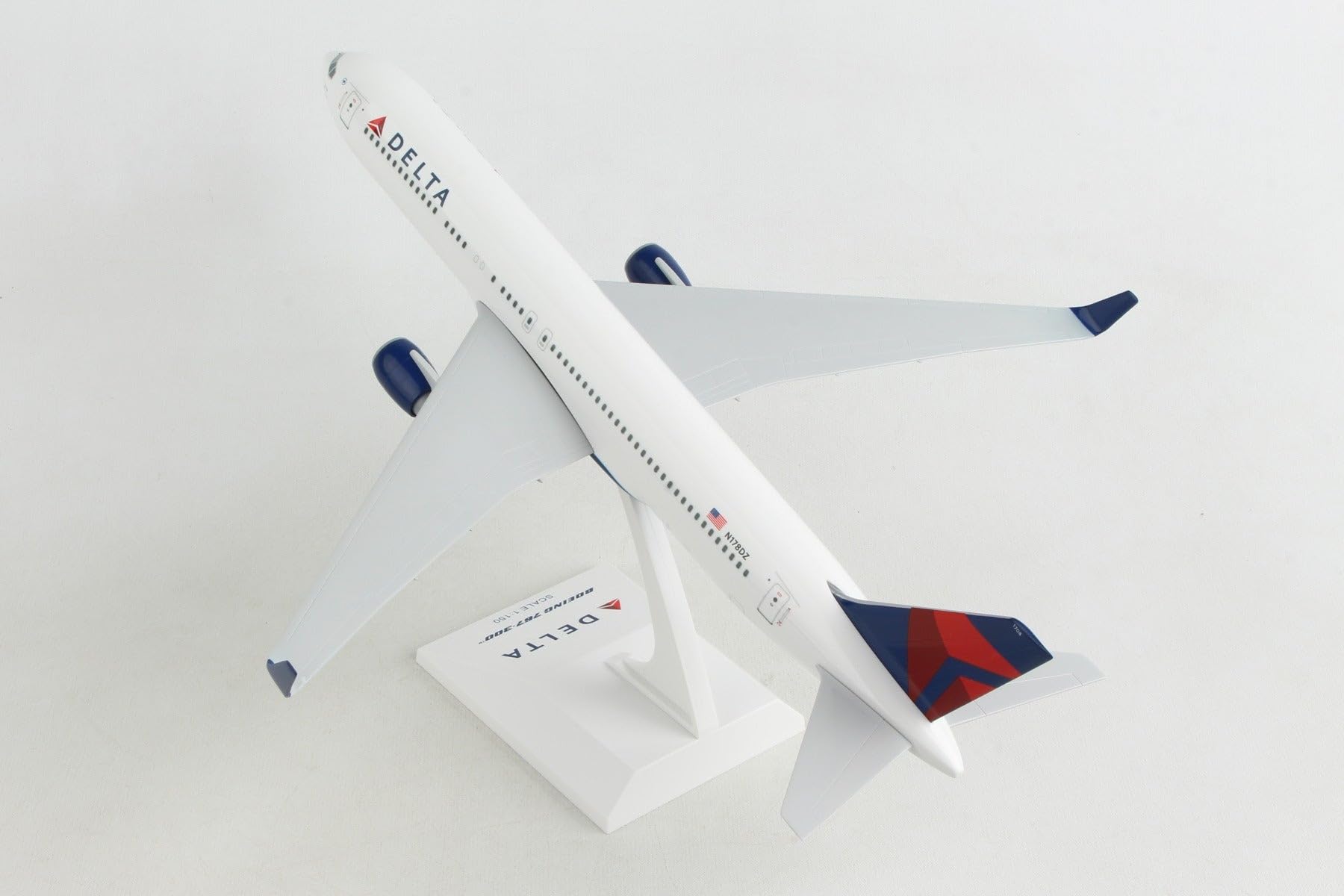 (未使用･未開封品)　SKY MARKS 1/150 767-300 デルタ航空 2007カラー 完成品 sdt40b8 Amazon | SKY MARKS 1/150 767-300 デルタ航空 2007カラー 完成品